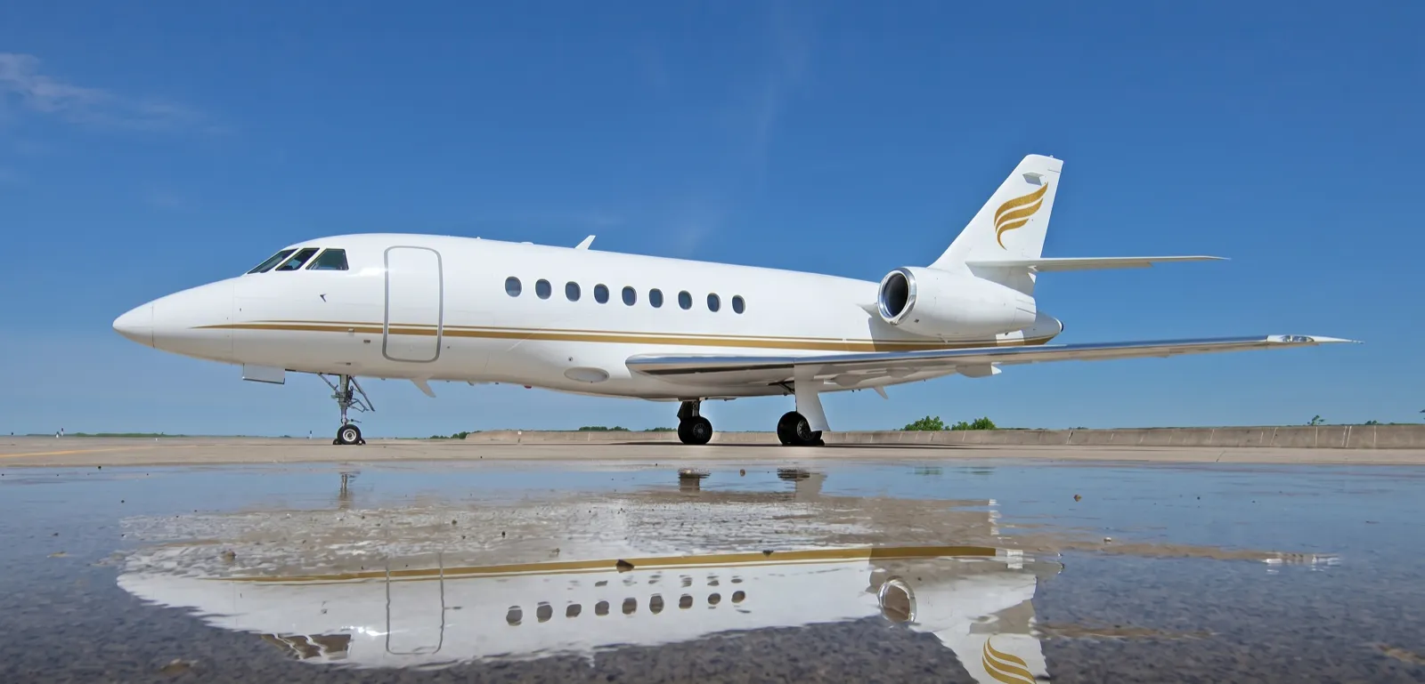 Dassault Falcon 2000